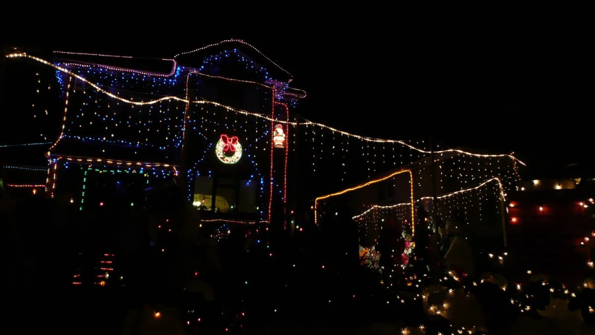 Holiday Lights Installation project example 3 by Stateside Fence and Deck